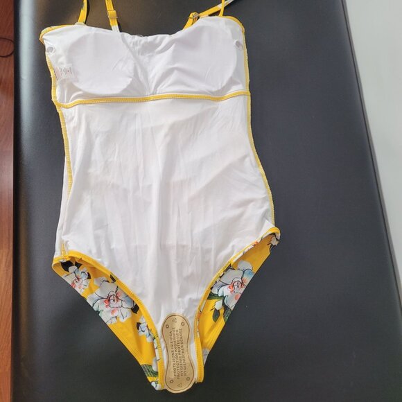 NWT - Smismivo Yellow Floral One-Piece Swimsuit With Ruched Front & Adjustable S - Picture 5 of 16